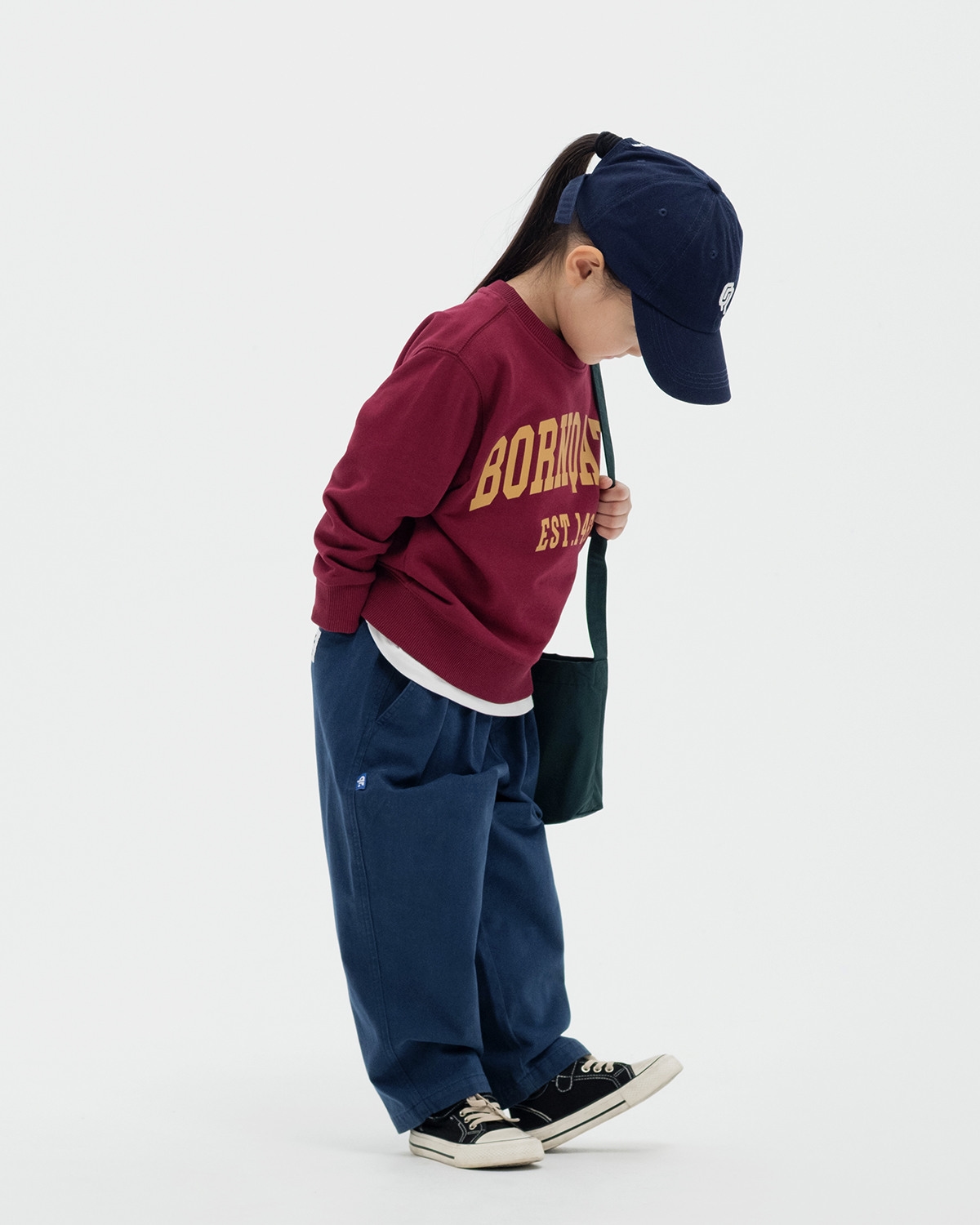 КЕҢЖЕЙДЕ БАЛА BORN QAZAQ ҚОЮ ҚЫЗЫЛ