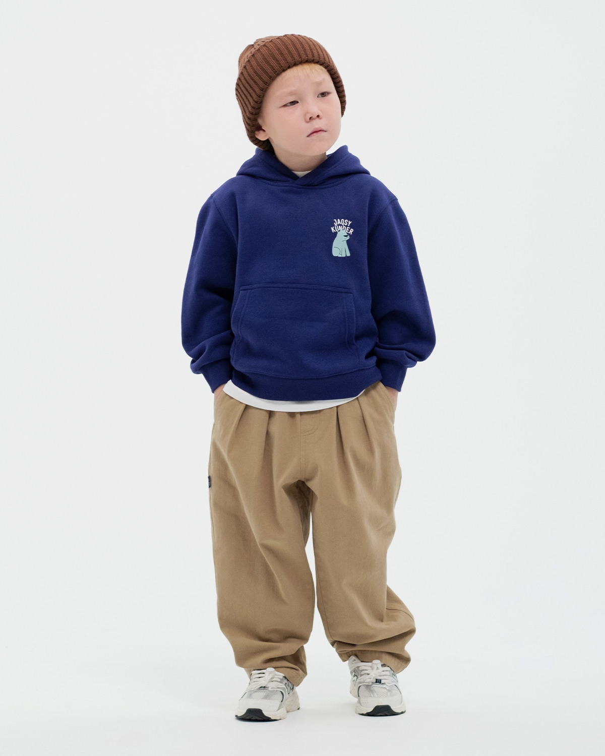 БҮРЖЕЙДЕ БАЛА KUNDER ИНДИГО