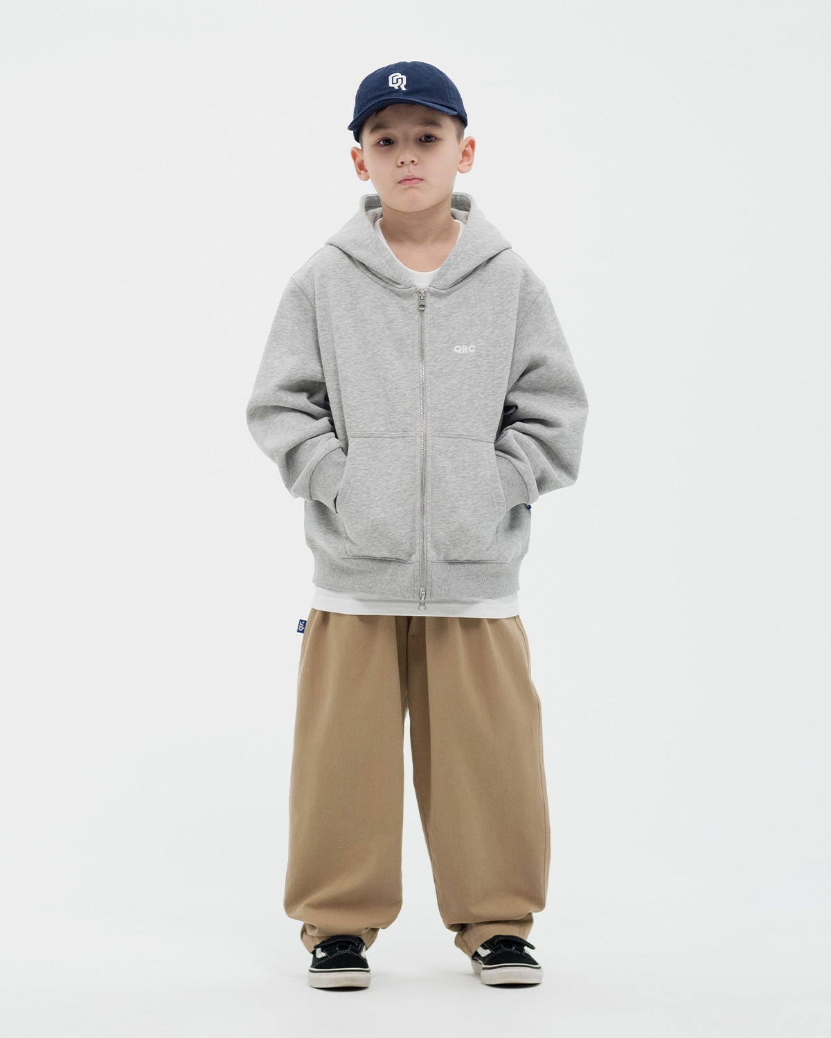 Сырмалы БҮРЖЕЙДЕ БАЛА QRC СҰР МЕЛАНЖ