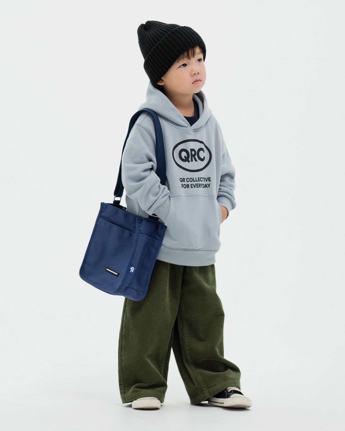 БҮРЖЕЙДЕ БАЛА QRC MAX көкшіл-сұр