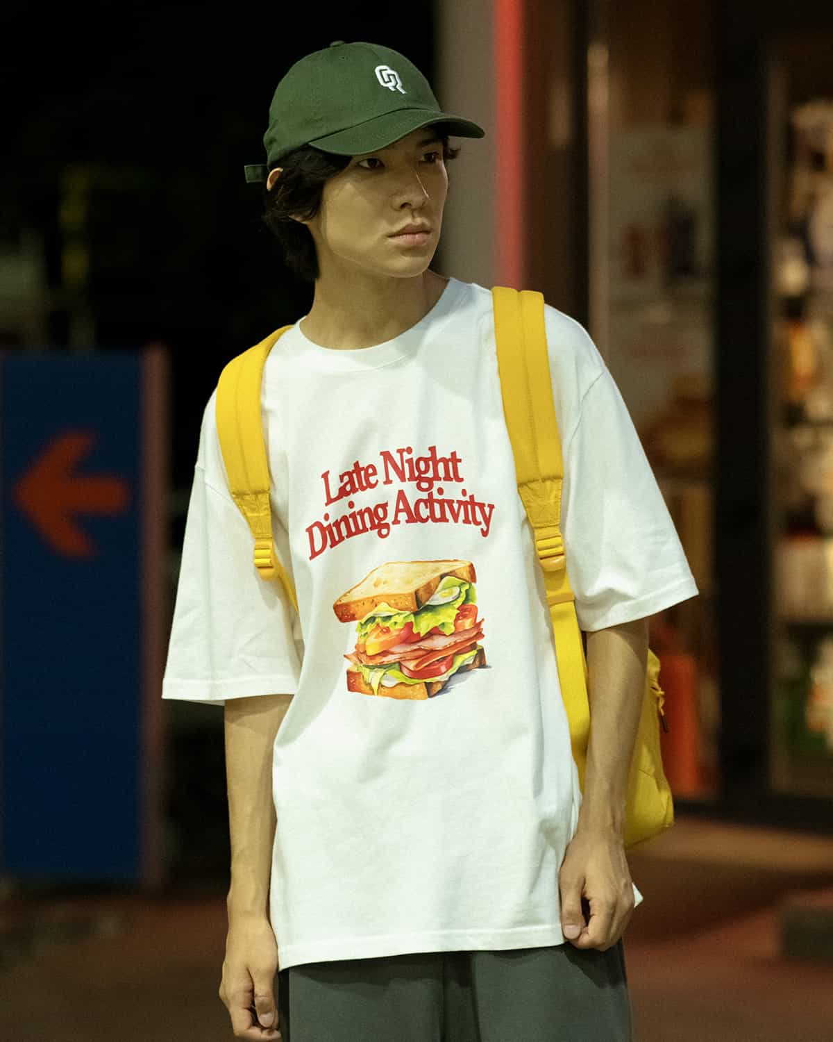 t-shirt sandwich white 