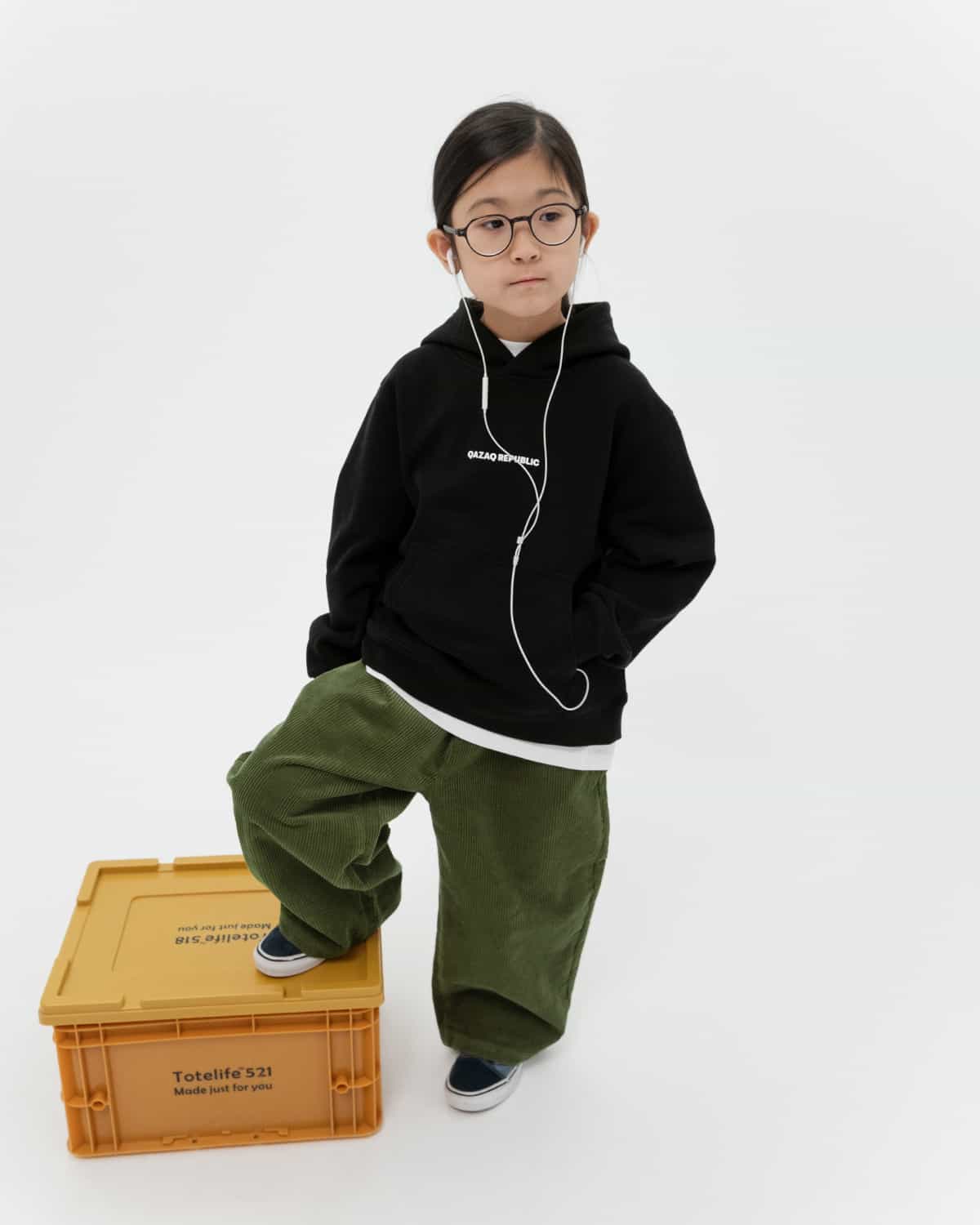 БҮРЖЕЙДЕ БАЛА qazaq republic ҚАРА