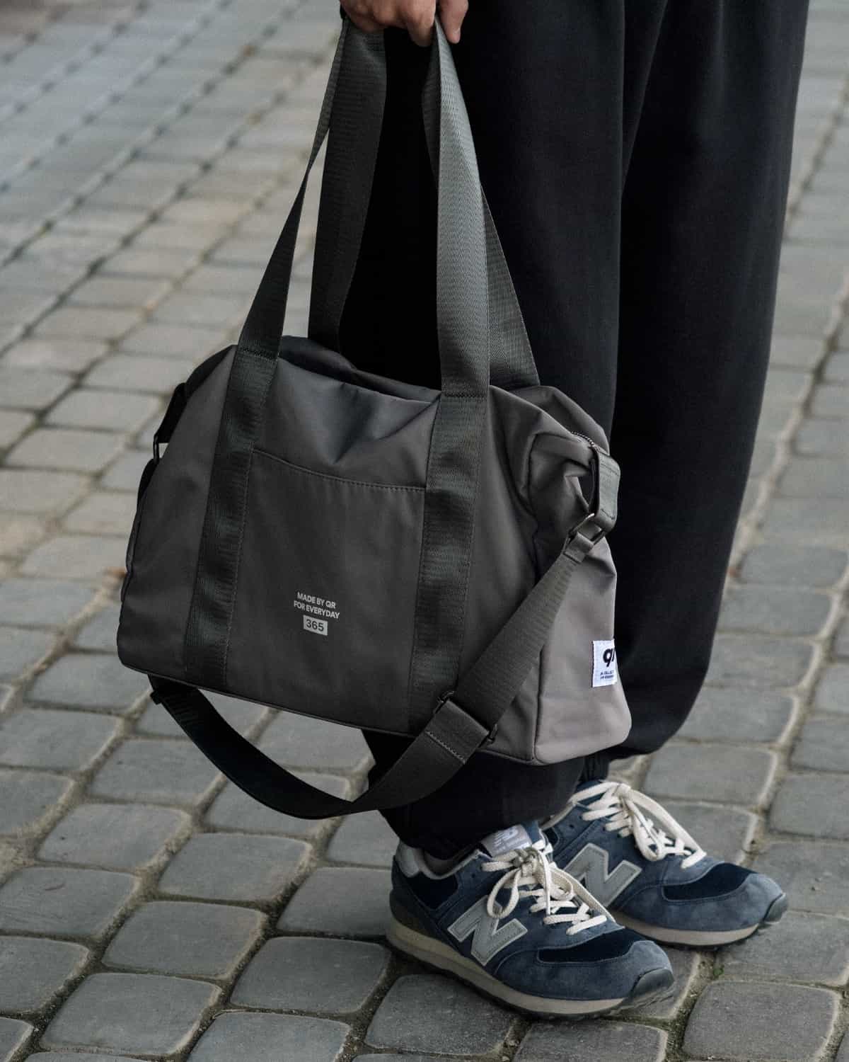 bag 3-line grey 