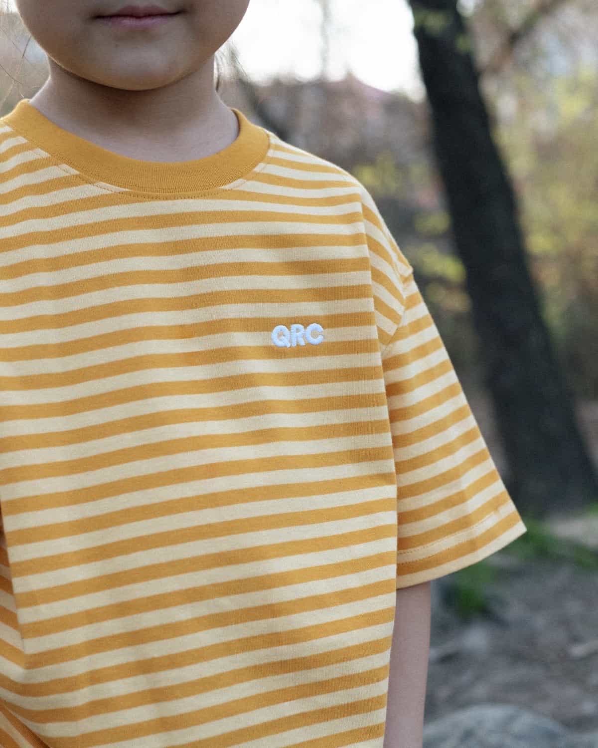 ДЕТСКАЯ ФУТБОЛКА STRIPED ГОРЧИЧНО-ЖЁЛТАЯ