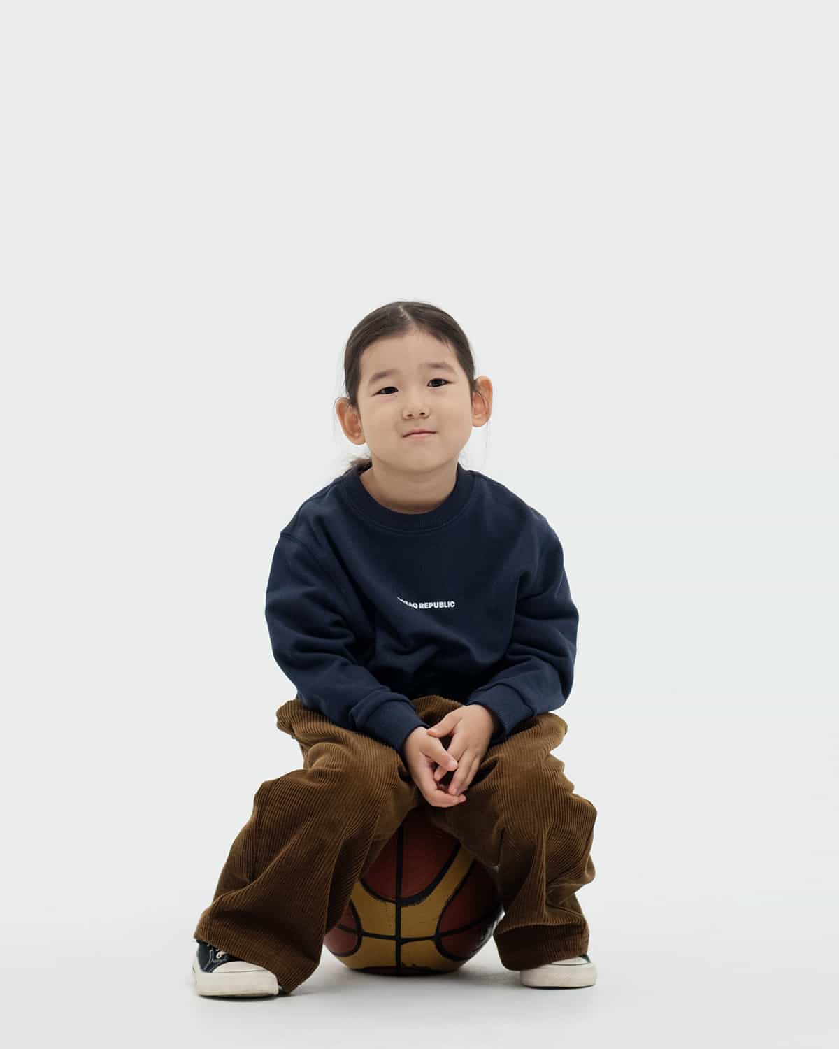 ДЕТСКИЙ СВИТШОТ qazaq republic ТЕМНО-СИНИЙ