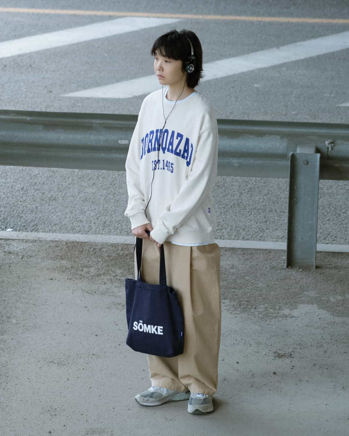 СВИТШОТ BORN QAZAQ БЕЛЫЙ